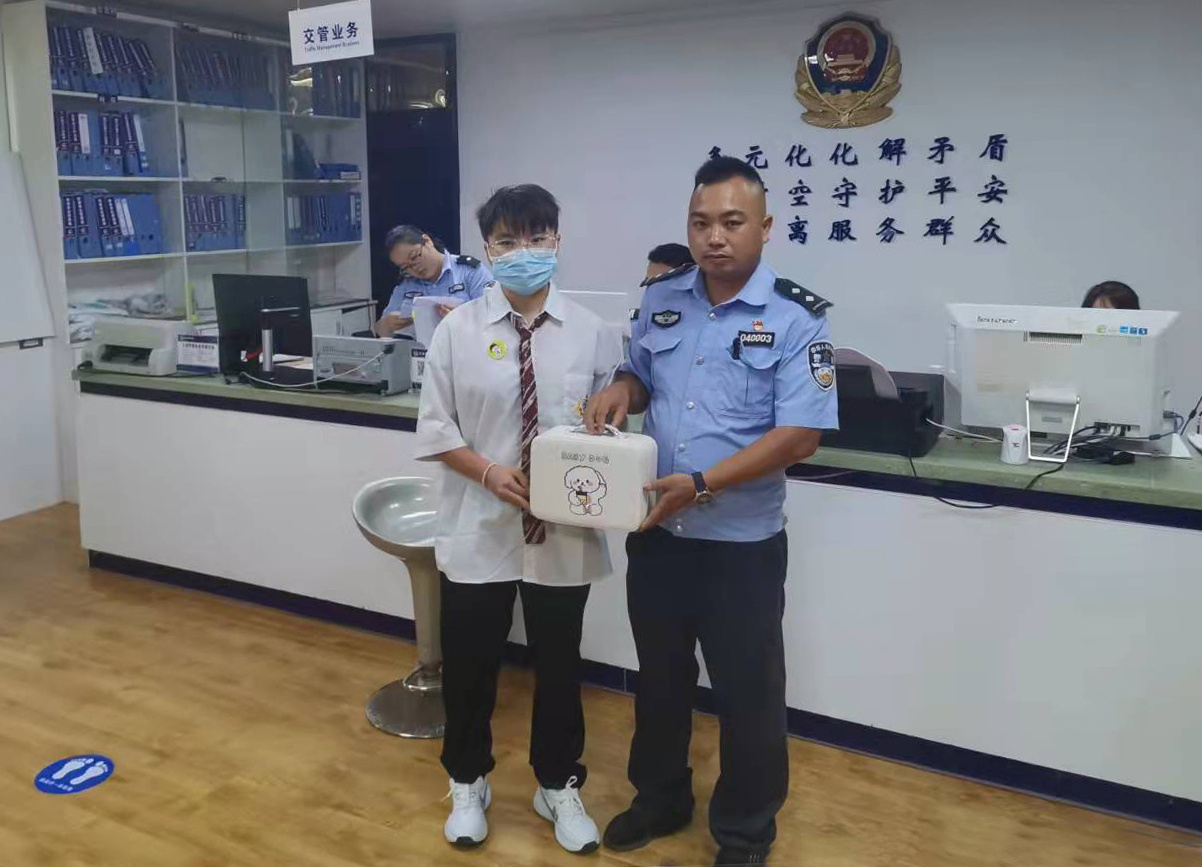 这地警方有“千里眼”和“顺风耳”！民警用一个小时找回丢失小孩